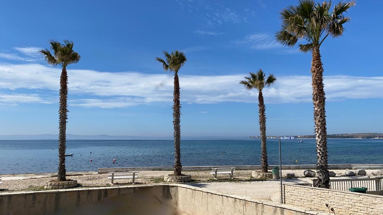 Emko Apartmens Vir Appartement Buitenkant foto